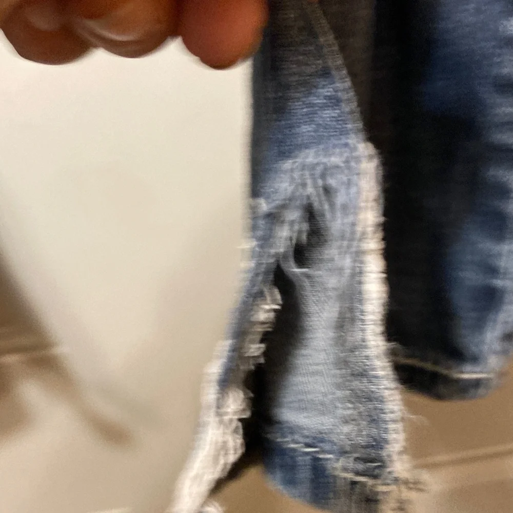 Silver Women's‎ Blue Jeans with Embellished Pockets 26